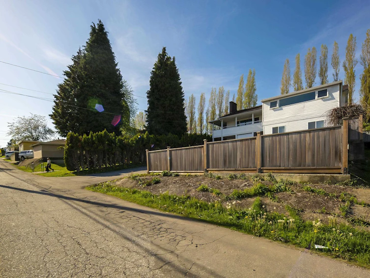 4702 Parker Street, Burnaby, BC, V5C 3E3 - 19