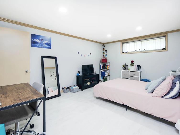 4702 Parker Street, Burnaby, BC, V5C 3E3 - 29