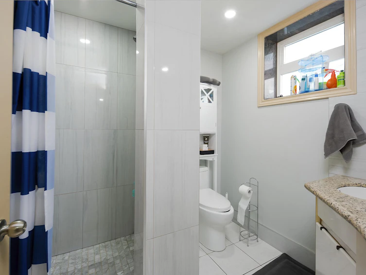 4702 Parker Street, Burnaby, BC, V5C 3E3 - 31