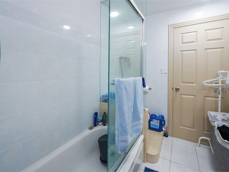 4702 Parker Street, Burnaby, BC, V5C 3E3 - 35