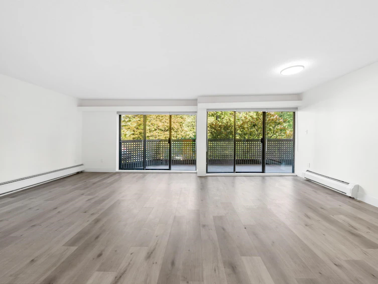 205-1945 Woodway Place, Burnaby, BC, V5B 4S4 - 6