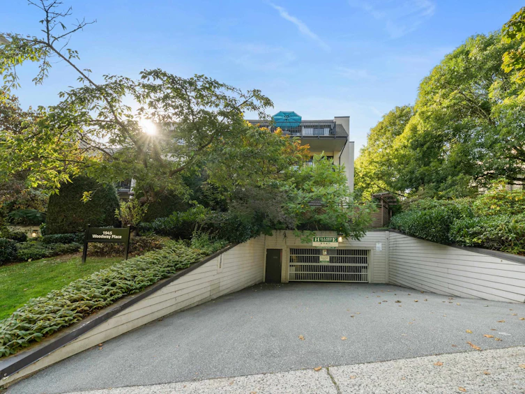 205-1945 Woodway Place, Burnaby, BC, V5B 4S4 - 37