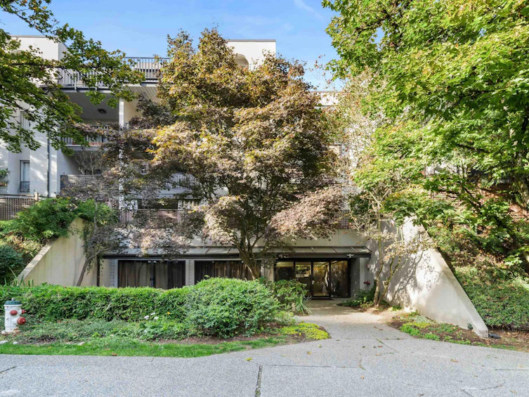 205-1945 Woodway Place, Burnaby, BC, V5B 4S4 - 39