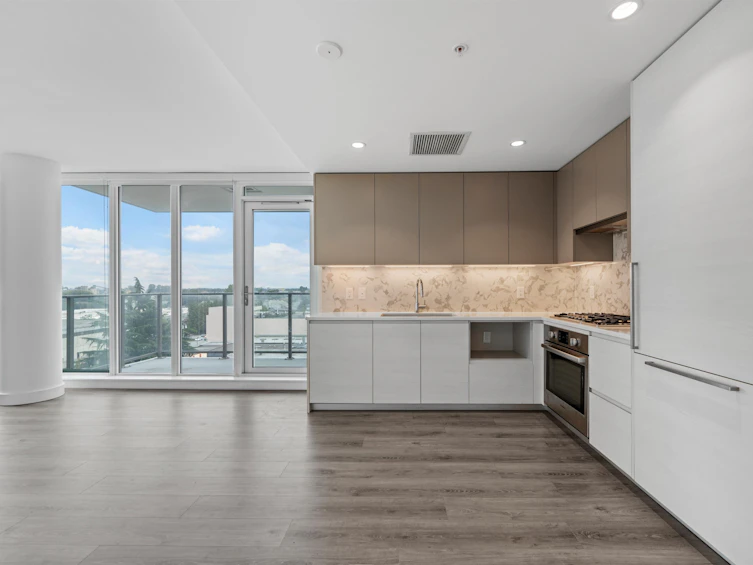 602-8188 Fraser Street, Vancouver, BC, V6K 2G2 - 7