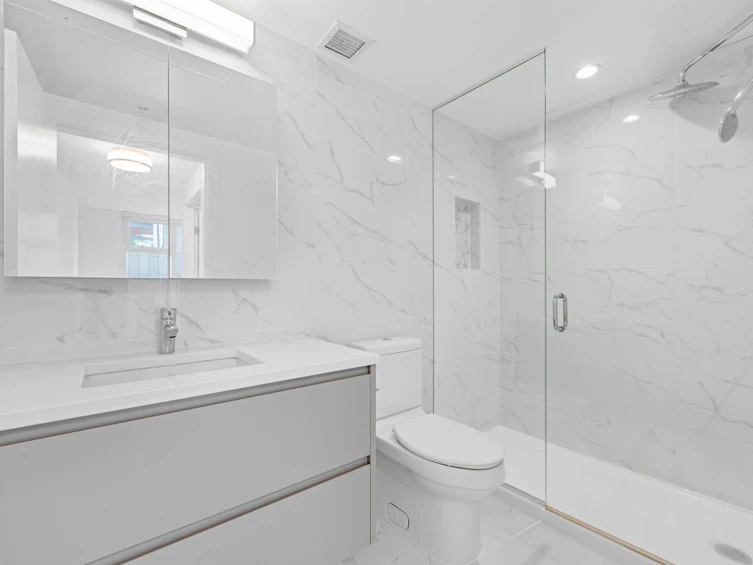 602-8188 Fraser Street, Vancouver, BC, V6K 2G2 - 18