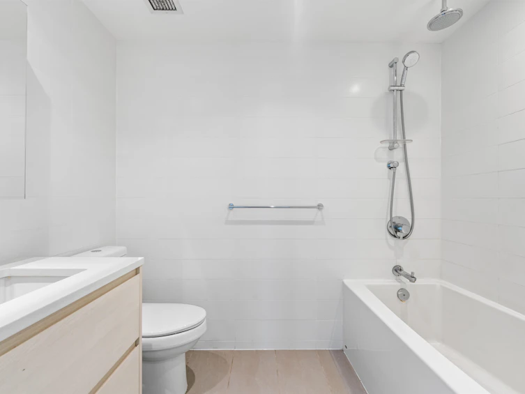602-8188 Fraser Street, Vancouver, BC, V6K 2G2 - 22