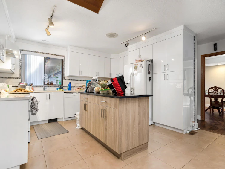 13851 115 Avenue, Surrey, BC, V3R 5Y3 - 7