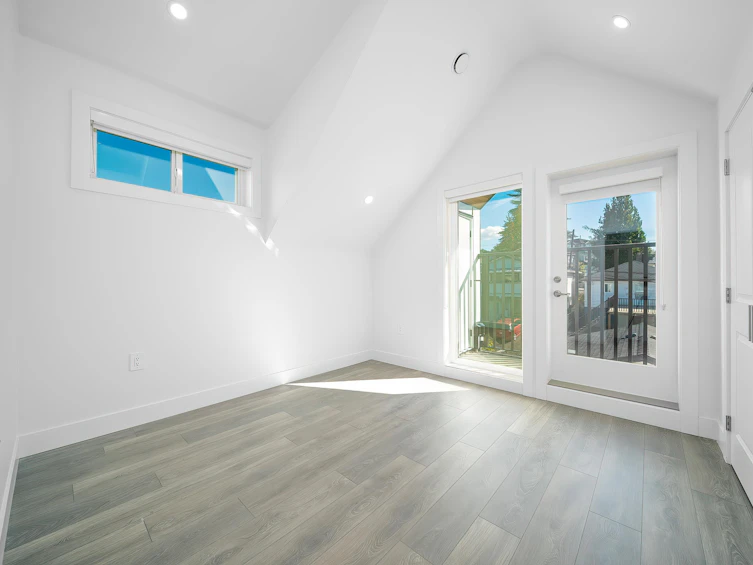 2-2576 E 28th Avenue, Vancouver, BC, V5R 1R6 - 16