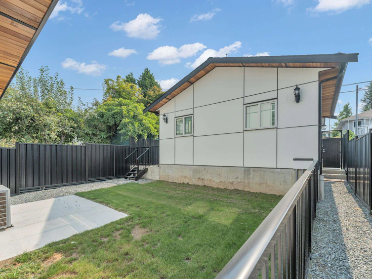 2-2576 E 28th Avenue, Vancouver, BC, V5R 1R6 - 23