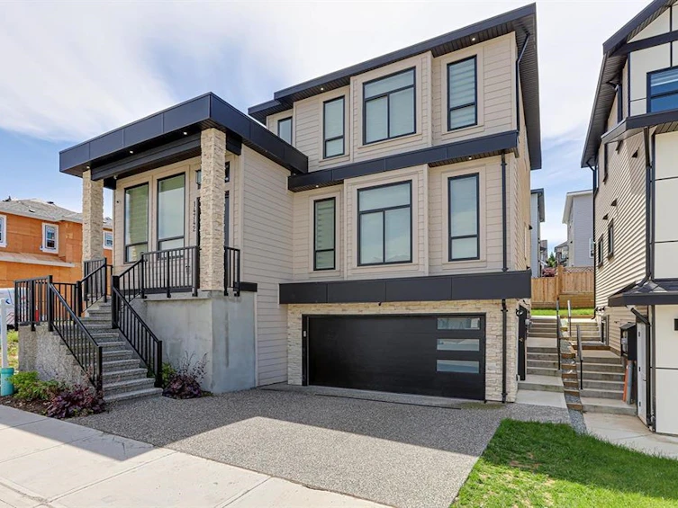 14742 62a Avenue, Surrey, BC, V3S 2W9