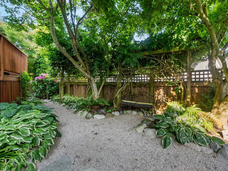 6170 150b, Surrey, BC, V3S 5L7 - 36