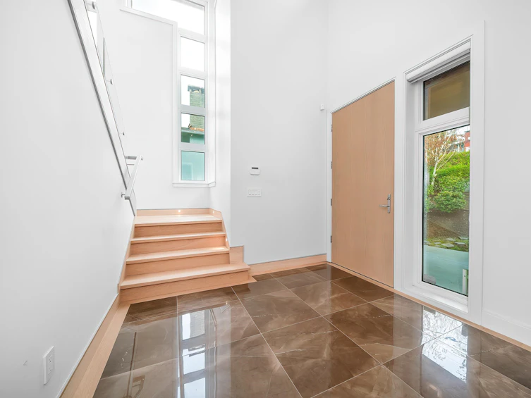5970 Grant Street, Burnaby, BC, V5B 2K4 - 6