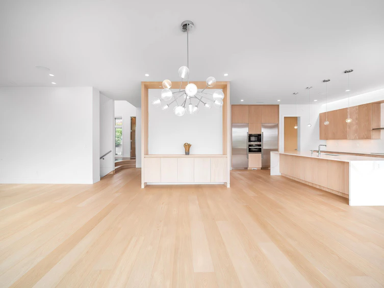 5970 Grant Street, Burnaby, BC, V5B 2K4 - 13