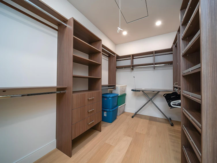 5970 Grant Street, Burnaby, BC, V5B 2K4 - 28