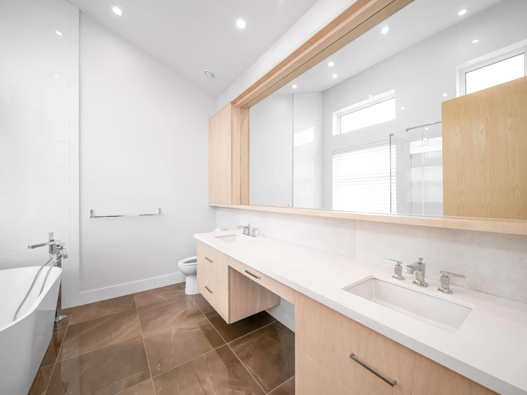 5970 Grant Street, Burnaby, BC, V5B 2K4 - 29