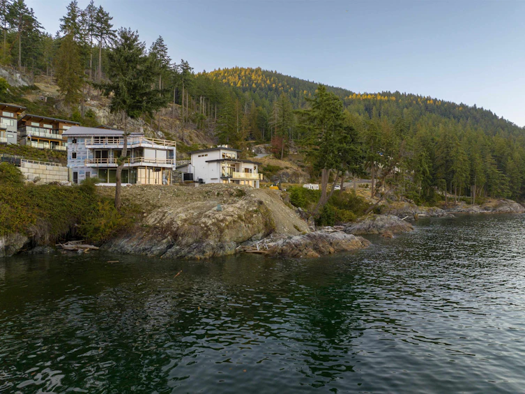 239 Shore Lane, Bowen Island, BC, V0N 1G2 - 33