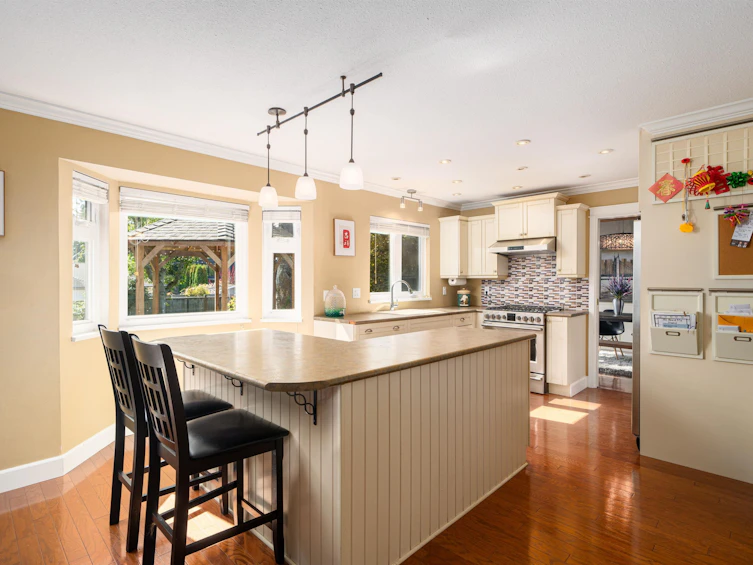 13022 Summerhill Crescent, Surrey, BC, V4A 7R8 - 12