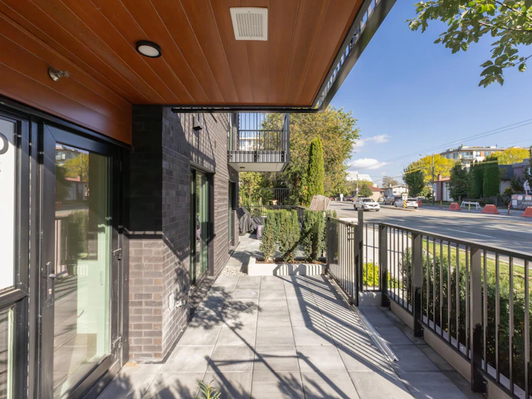 113-2235 E Broadway Street, Vancouver, BC, V5N 0J5 - 9