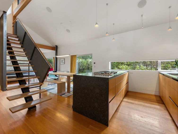 951 Semlin Drive, Vancouver, BC, V5L 4J7 - 14