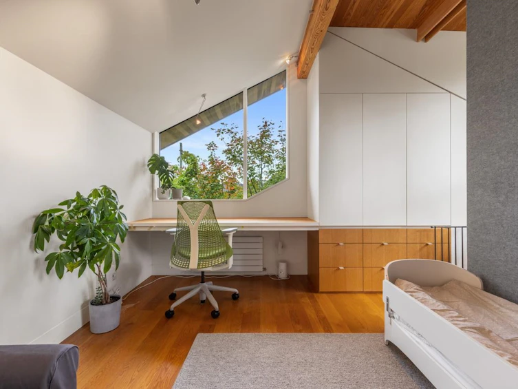 951 Semlin Drive, Vancouver, BC, V5L 4J7 - 25