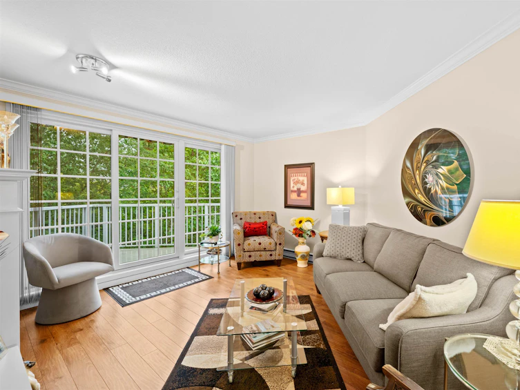 309-16085 83, Surrey, BC, V4N 0N2 - 2