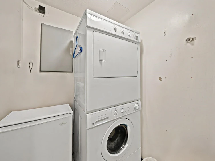 309-16085 83, Surrey, BC, V4N 0N2 - 19