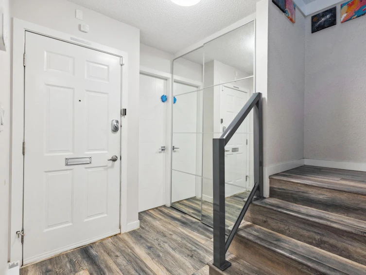 44-9111 No. 5 Road, Richmond, BC, V7A 4N3 - 2