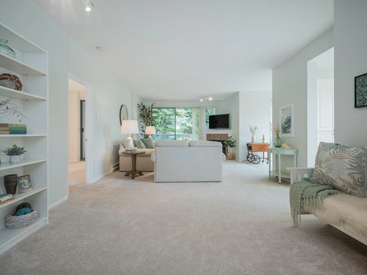 207-1745 Martin Drive, Surrey, BC, V4A 9T5 - 7