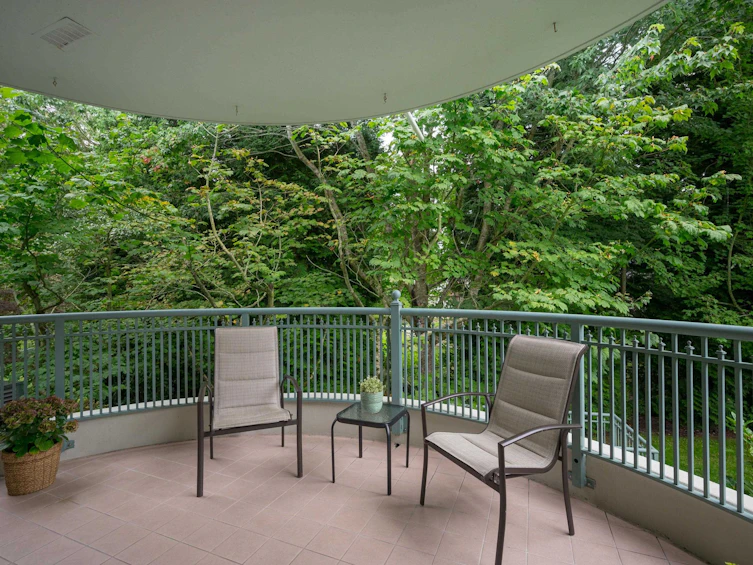 207-1745 Martin Drive, Surrey, BC, V4A 9T5 - 10