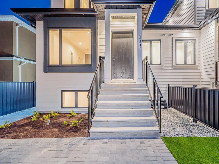 4357 Barker Avenue, Burnaby, BC, V5G 3C3 - 3