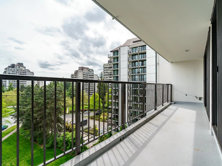 807-6455 Willingdon Avenue, Burnaby, BC, V5H 4E4 - 10