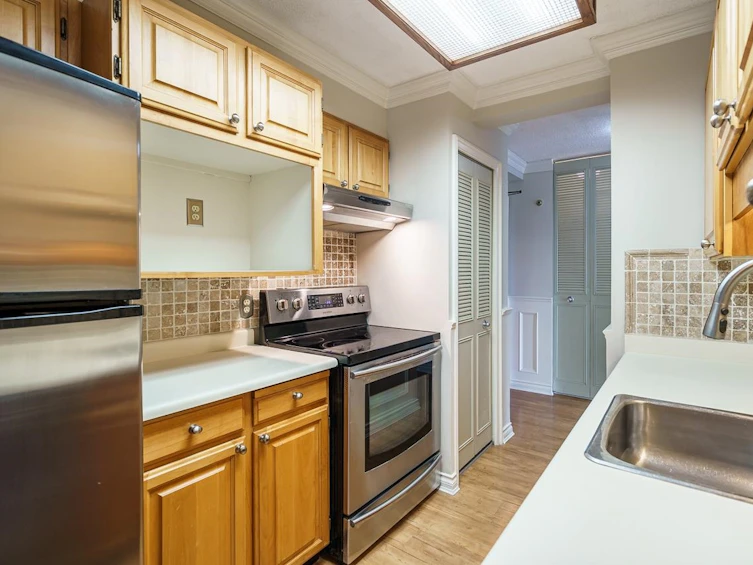 807-6455 Willingdon Avenue, Burnaby, BC, V5H 4E4 - 15