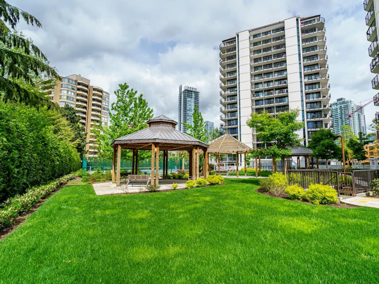 807-6455 Willingdon Avenue, Burnaby, BC, V5H 4E4 - 30