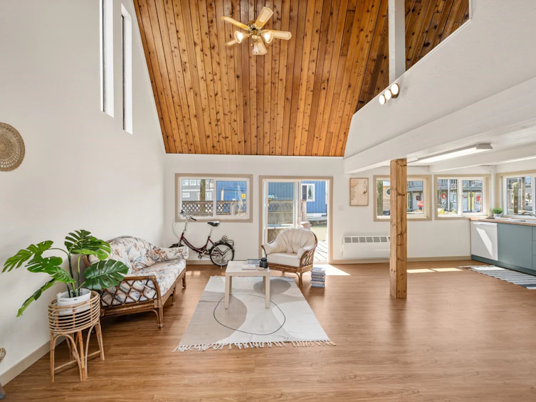 AA03-8211 River Road, Richmond, BC, V6X 1X8 - 3