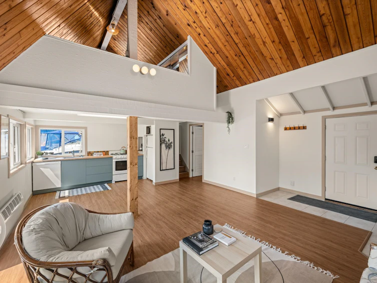 AA03-8211 River Road, Richmond, BC, V6X 1X8 - 12