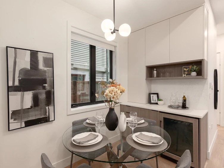 1-280 E 19th Avenue, Vancouver, BC, V5V 1J2 - 10