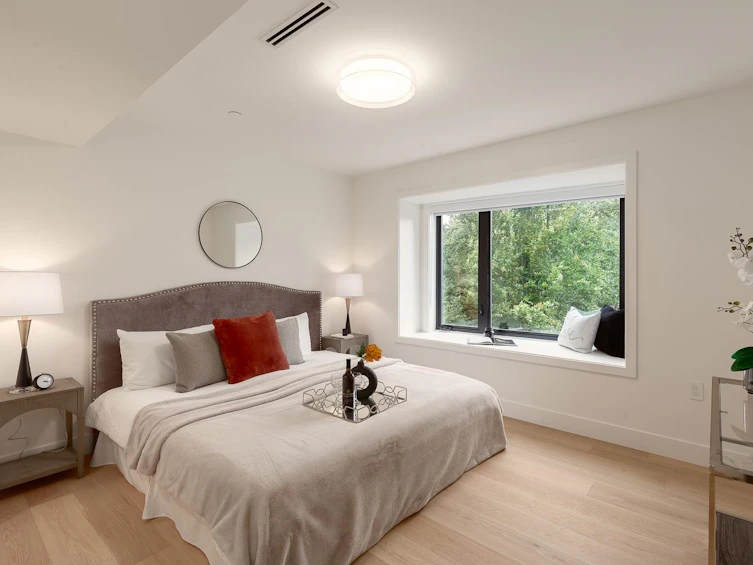 1-280 E 19th Avenue, Vancouver, BC, V5V 1J2 - 12