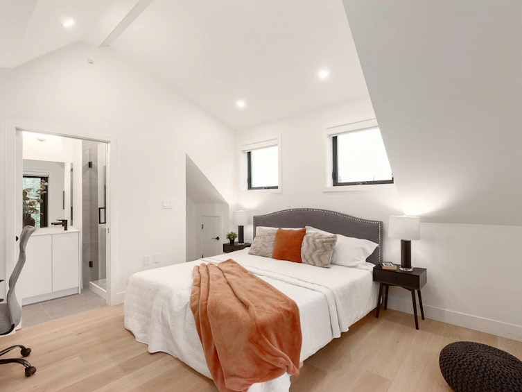 1-280 E 19th Avenue, Vancouver, BC, V5V 1J2 - 19