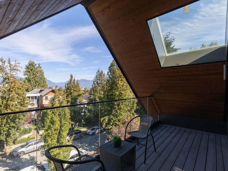 1-280 E 19th Avenue, Vancouver, BC, V5V 1J2 - 22