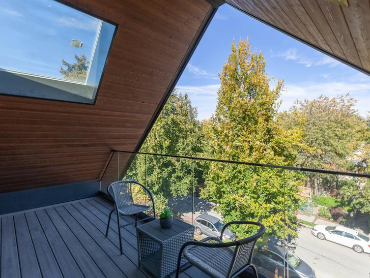 1-280 E 19th Avenue, Vancouver, BC, V5V 1J2 - 23