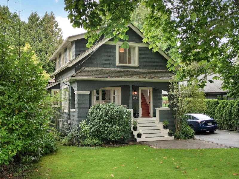 12645 14b Avenue, Surrey BC V4A 1J7