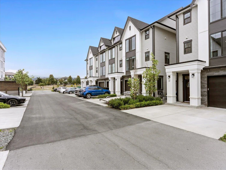 17-5480 Pebble Lane, Chilliwack, BC, V2R 6B8 - 2