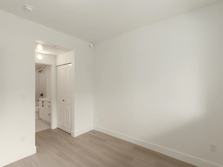 305-3528 146a Street, Surrey, BC, V4P 0H4 - 13