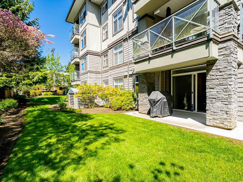 205 - 33318 E Bourquin Crescent, Abbotsford BC V2S 0A6