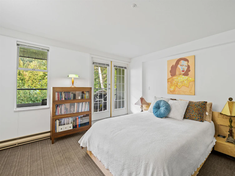 102-4390 Gallant Avenue, North Vancouver, BC, V7G 1L2 - 16