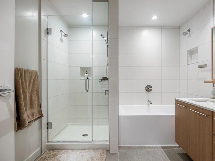 405-9580 Tower Road, Burnaby, BC, V5A 0G5 - 19