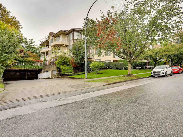 108-1009 Howay Street, New Westminster, BC, V3M 6R1 - 2