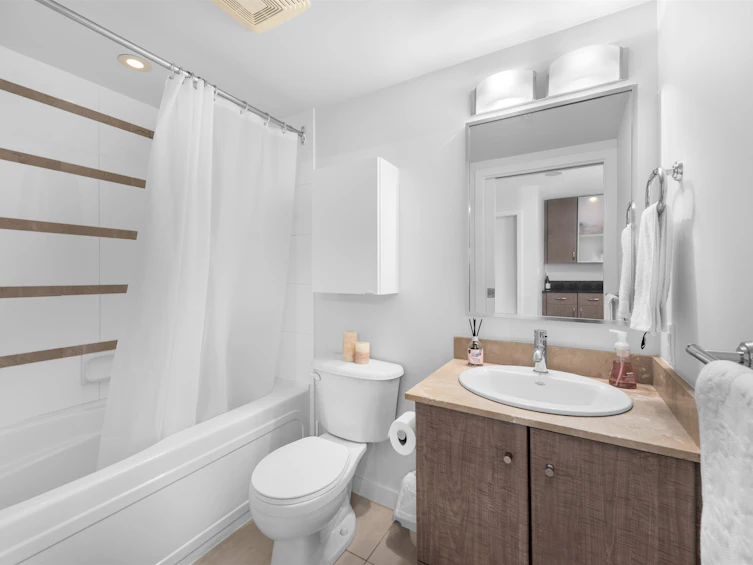 1505-977 Mainland Street, Vancouver, BC, V6B 1T2 - 14