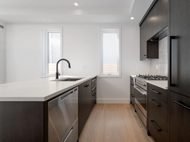 1138 East 26th Avenue, Vancouver, BC, V5V 2J7 - 15
