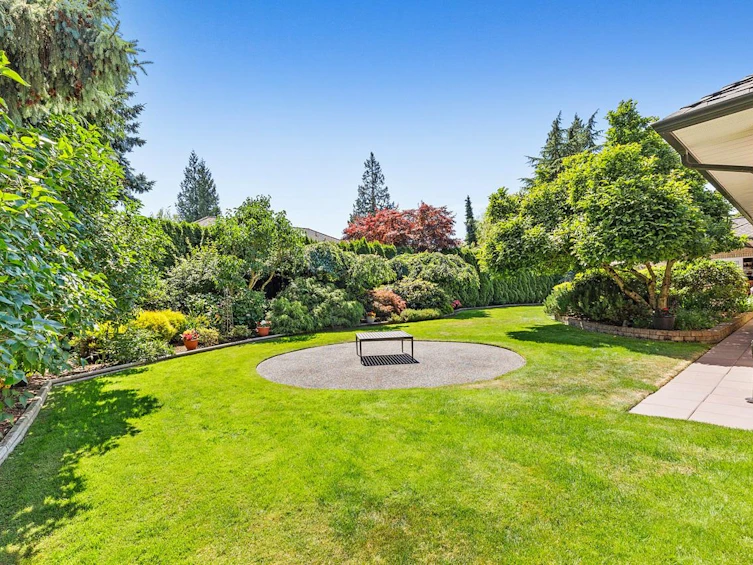 13672 19 Avenue, Surrey, BC, V4A 9E9 - 4